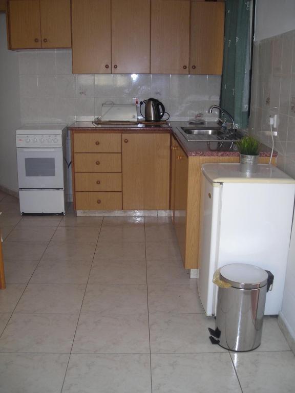 Angela Holiday Apartments Paphos Extérieur photo